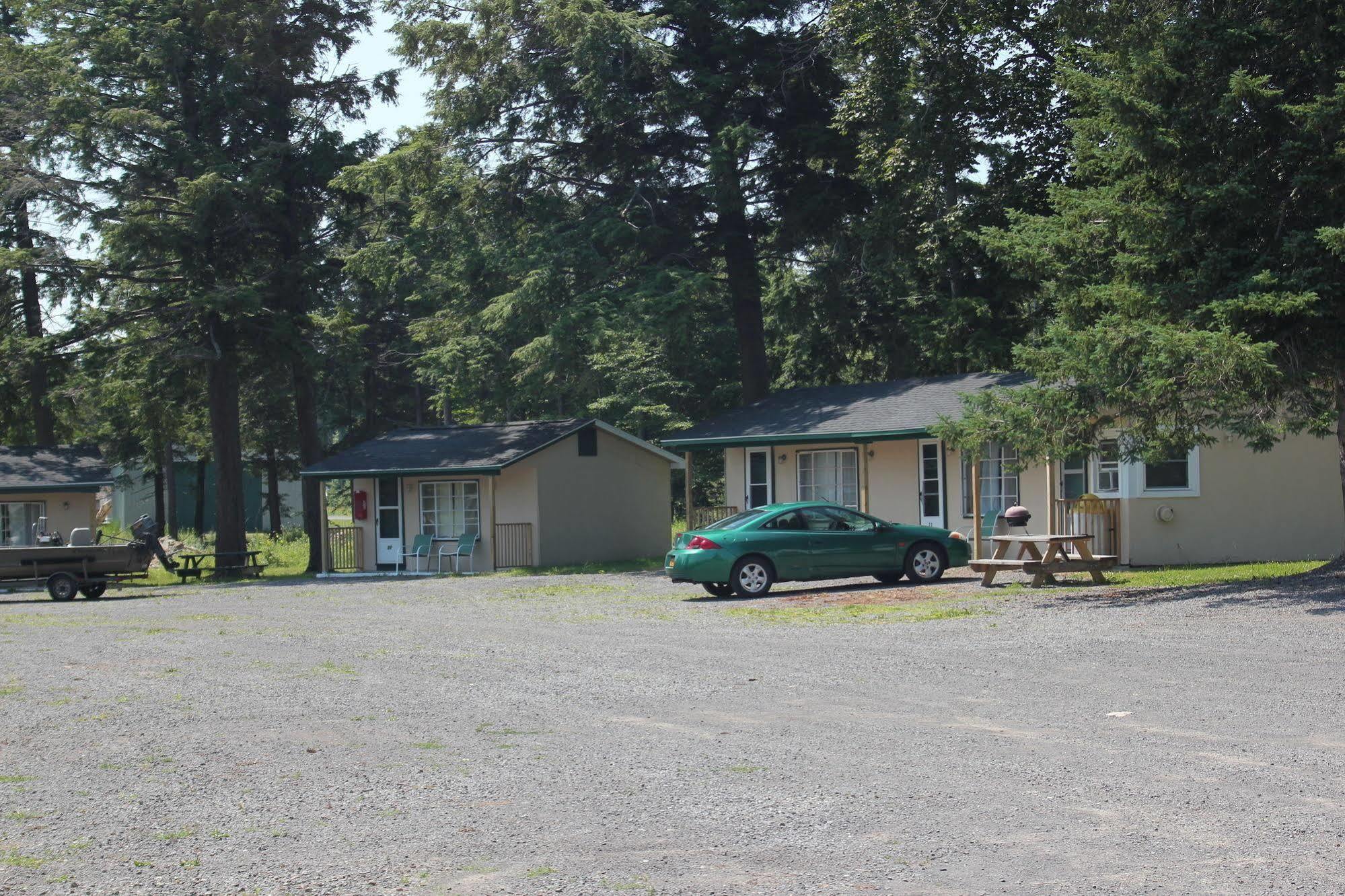 Evergreen Motel Oswego Exterior photo