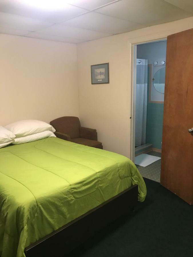 Evergreen Motel Oswego Exterior photo